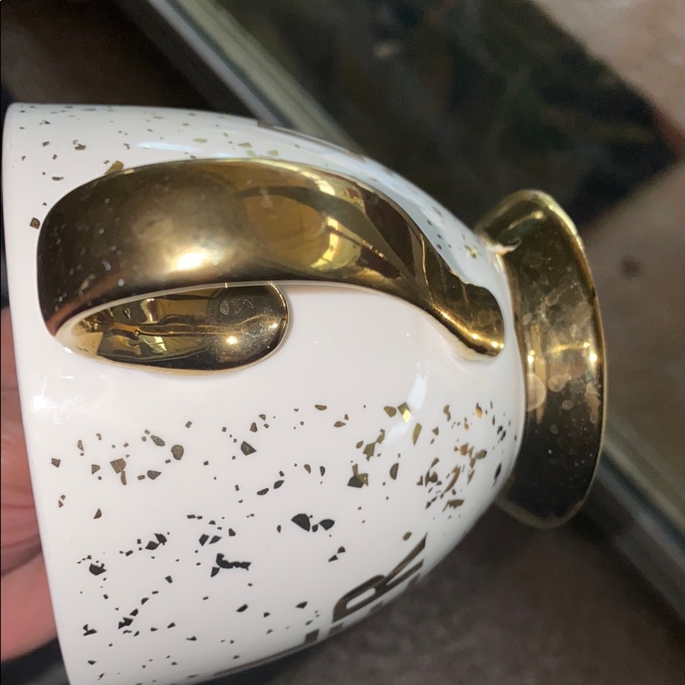 Gold and White Motivational Mug - Picture 4 of 6